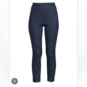 The Pioneer Woman Navy “millennium” pull on pants. 2X